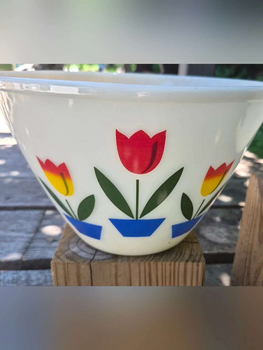 1940s Vintage Fire King Tulip Mixing/Nesting Bowls by Anchor Hocking Set of 2 - Picture 8 of 11